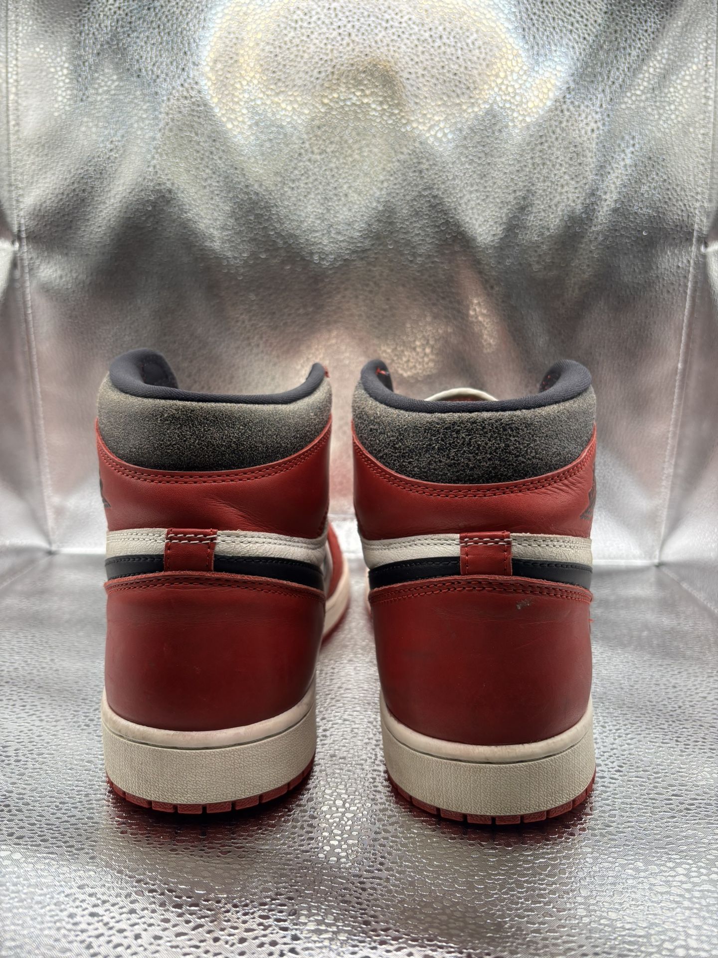 Air Jordan 1 Lost And Found - photo 4