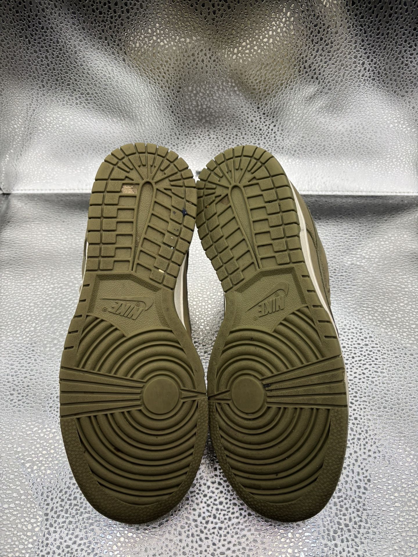Dunk Low PRM Neutral Olive - photo 3
