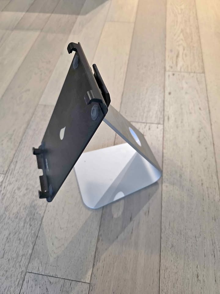 iPad stand