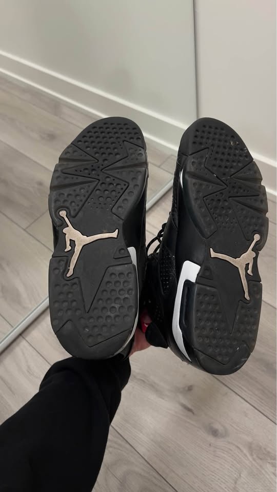 Nike Air Jordan 6 Retro "Black Cat" - photo 3