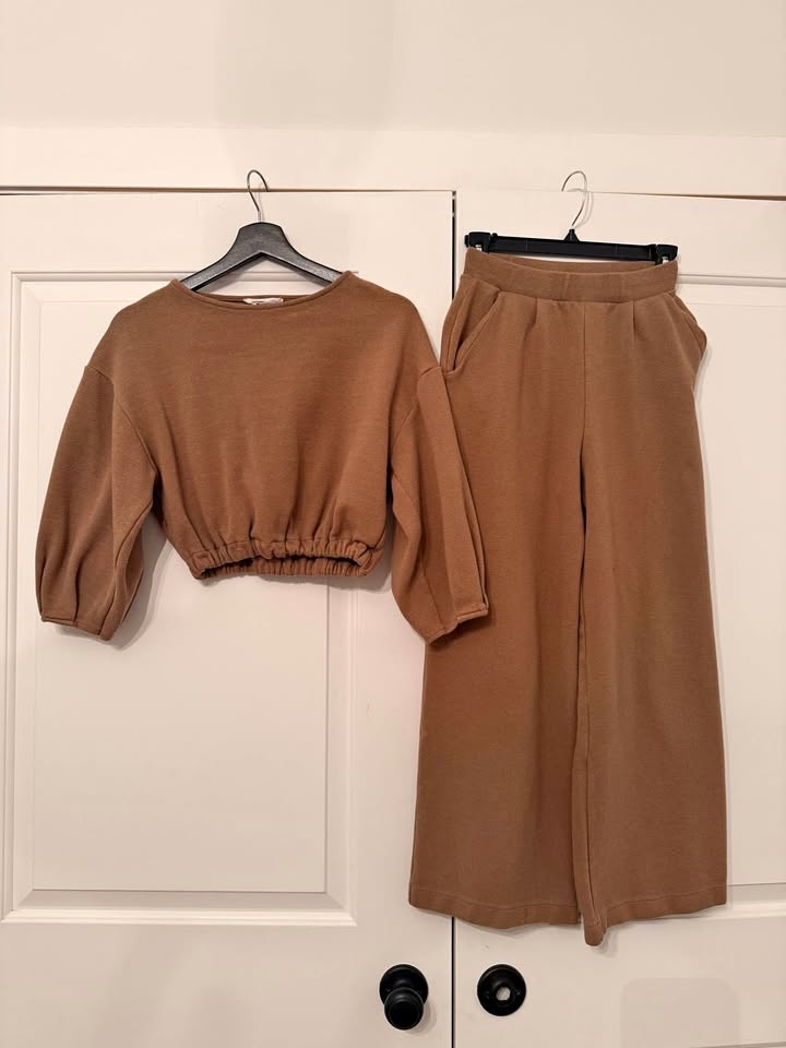 Mango Camel Lounge Set – Cropped Top + Pants (S/XS)