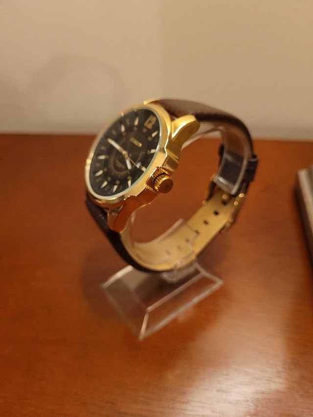 Brand New Gold Men’s Curren Fashion Watch - photo 2