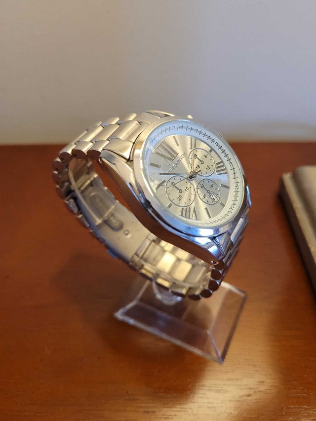 Women's Silver Watch with Chronograph Roman Dial - photo 3