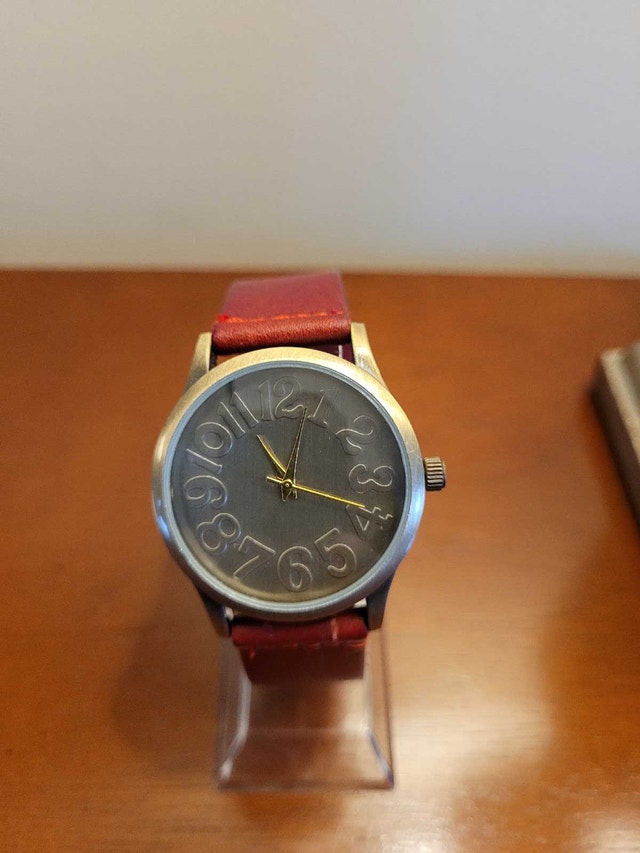 Brand New Red Women's Fashion Watch
