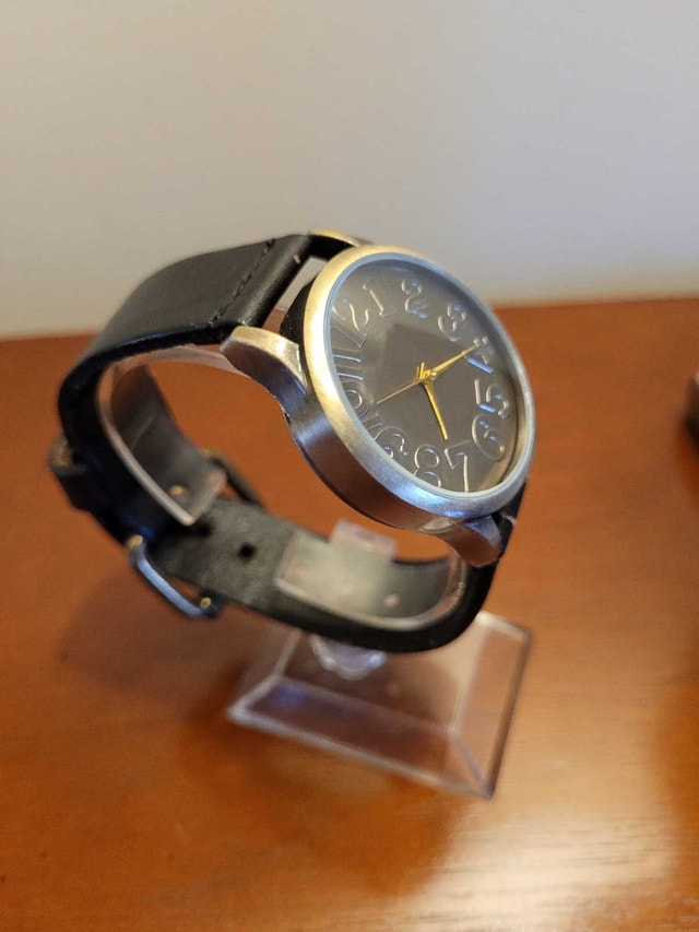 Brand New Black Women's Fashion Watch - photo 3