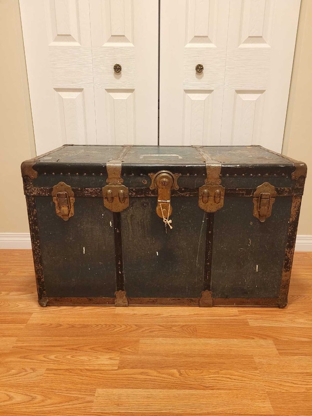 Antique EverGreen Storage Trunk