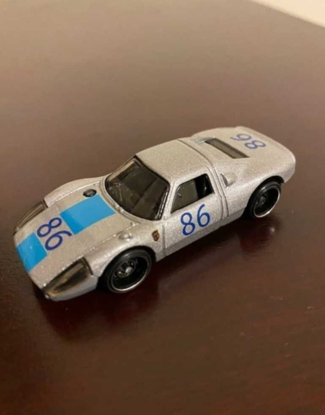 Metallic Grey Porsche 904 Carrera GTS Hot Wheels - photo 2