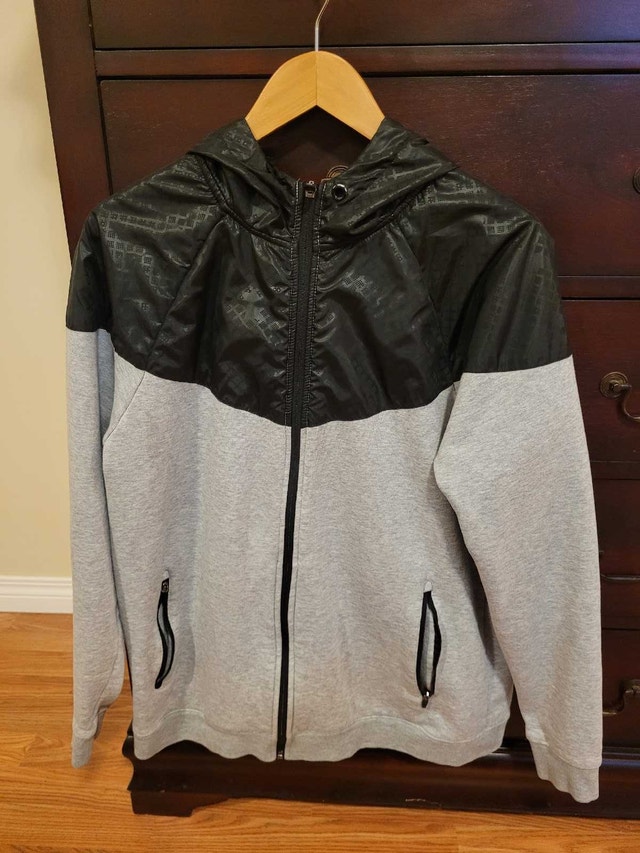 Men's Medium Reebok Black and Gray Windbreaker Jacket