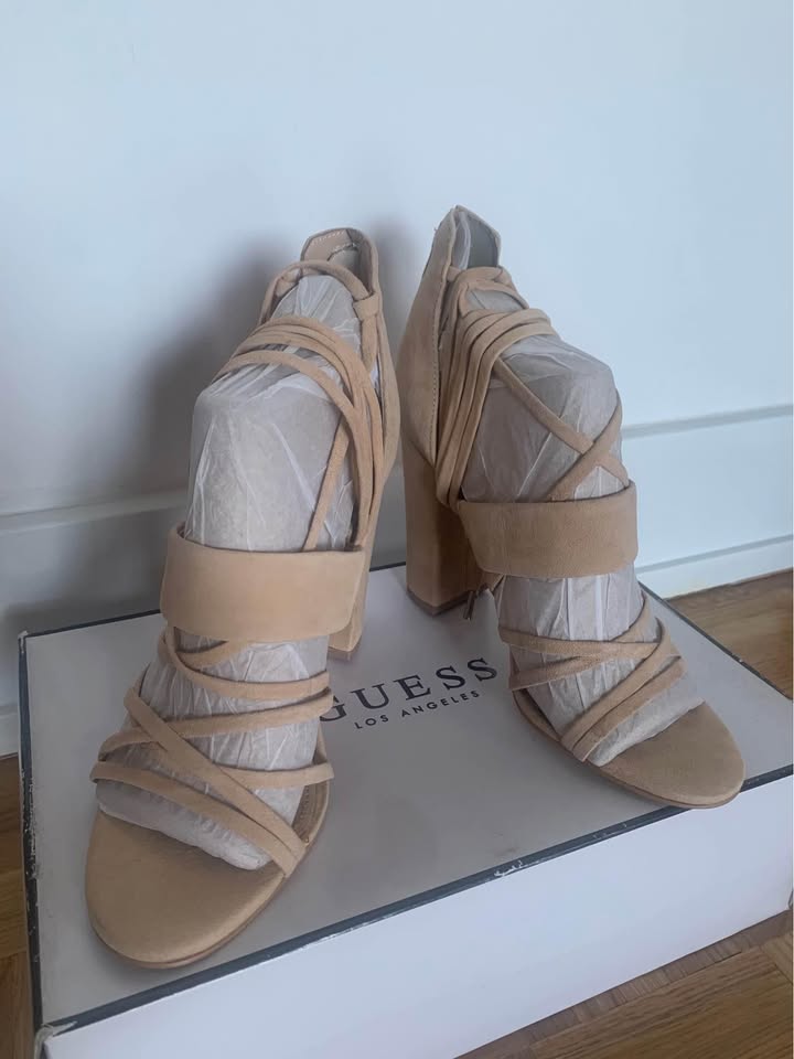 High Heel Shoes- GUESS - photo 3