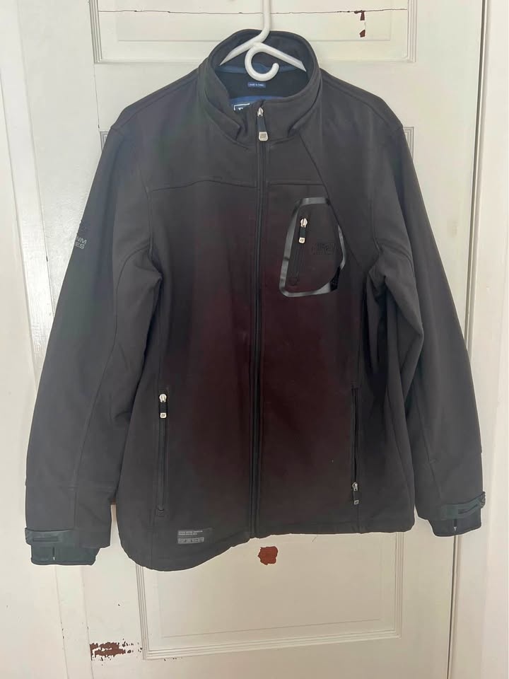 Point Zero Tech Coat. Men’s Large. Black.