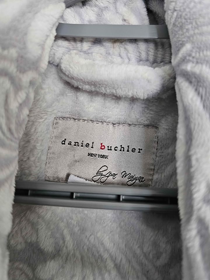 Daniel Buchler bath robe - photo 2