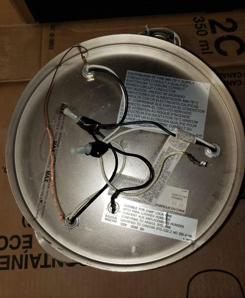 Light fixture - photo 4