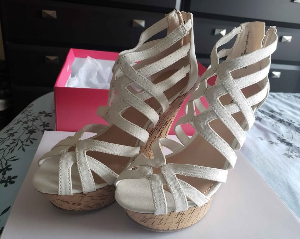 Wedge sandals - photo 4