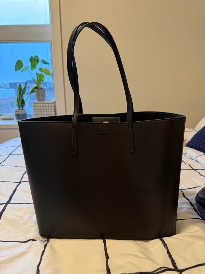 Lawful Sienna Tote - photo 3