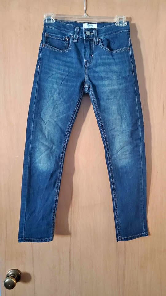 Boy's Levi's Skinny Jeans Size 10 Regular