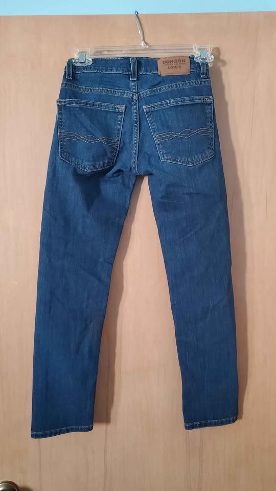 Boy's Levi's Skinny Jeans Size 10 Regular - photo 2