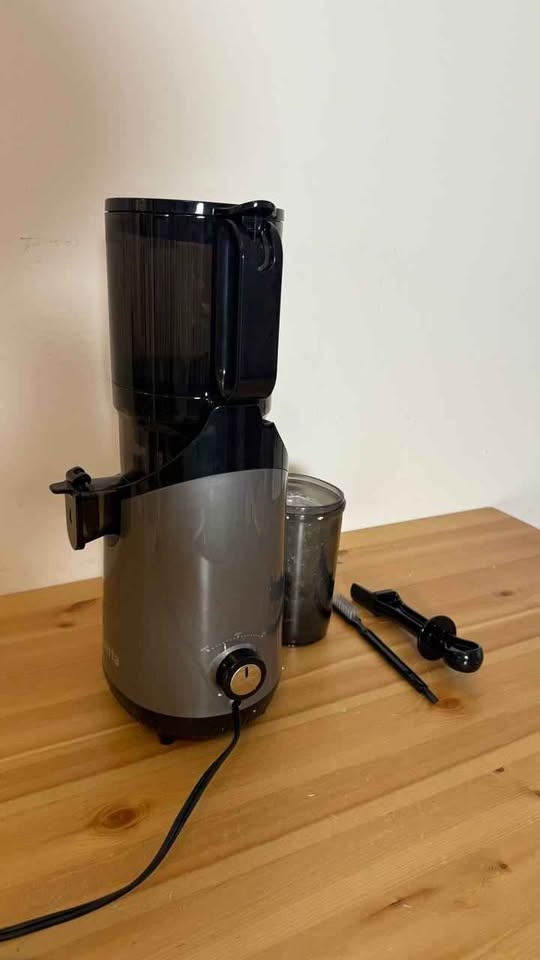 Fretta Cold Press Juicer Wide Feed Chute, New - photo 4