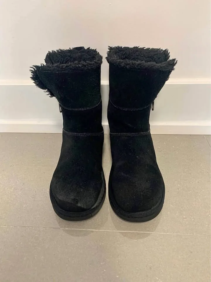Koolaburra by Ugg black suede boots thumbnail