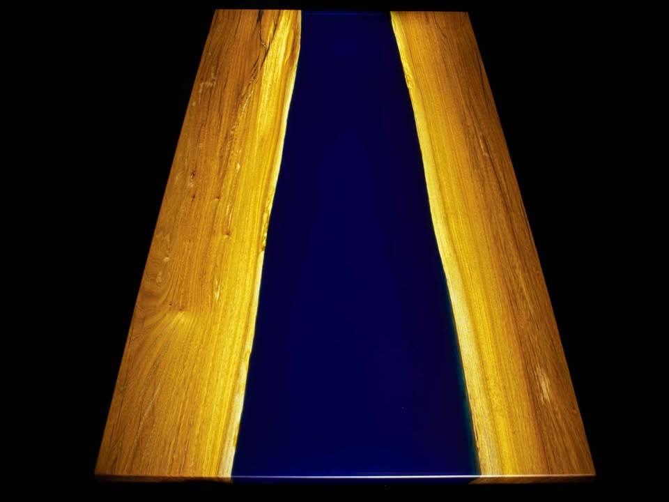 Blue Transparent epoxy table - photo 2