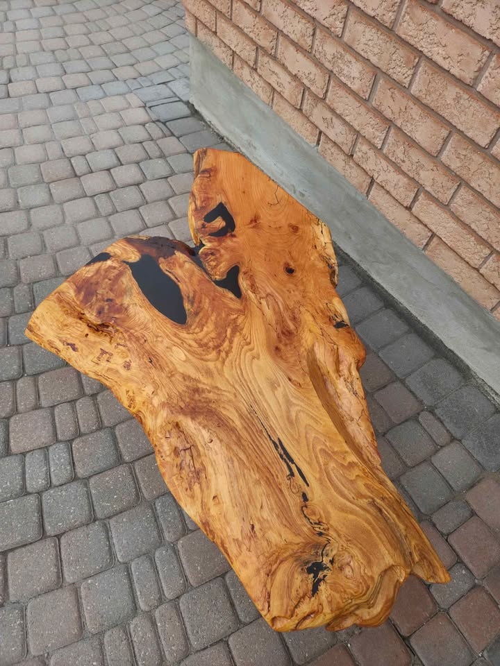 Willow live edge table - photo 2