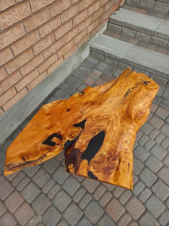 Willow live edge table - photo 3