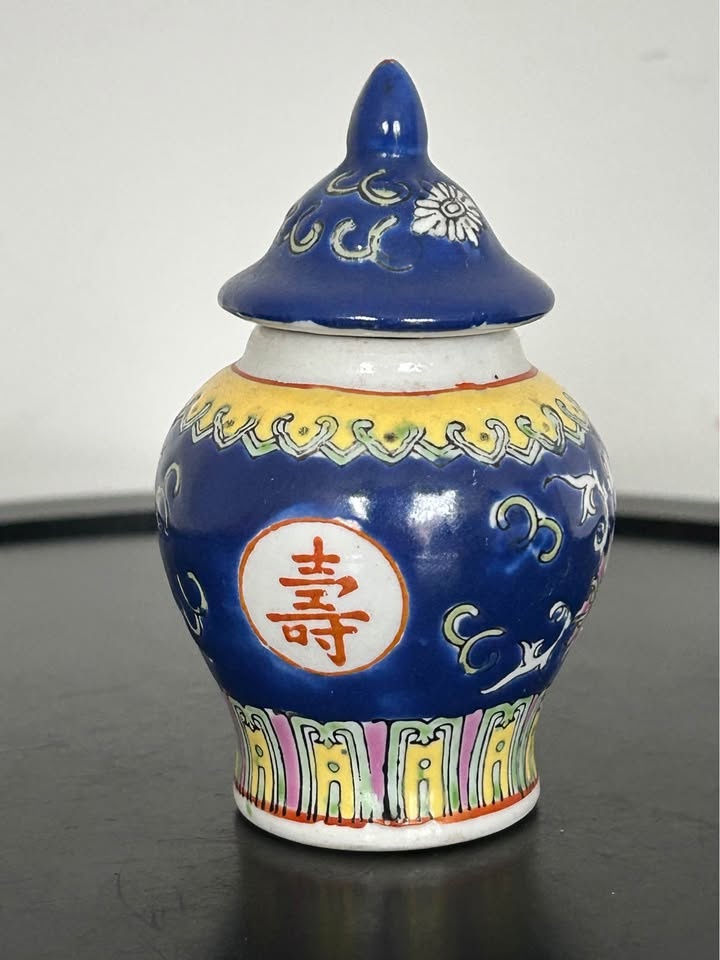Vintage Chinese Blue & White Porcelain Ginger Jar - photo 4