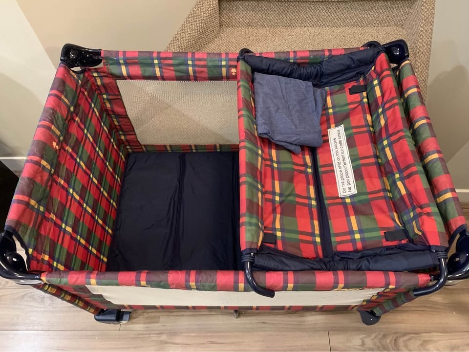 GRACO 3-Way Pack ‘N Play Baby Bassinet in Like New Condition! - photo 4