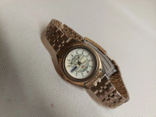 Vintage Seiko 5 Automatic Day Date Japan Original Bracelet Runs - photo 2