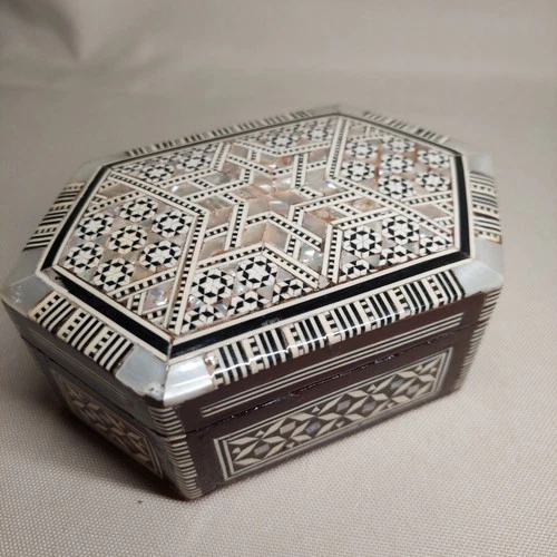 Vintage Egyptian Mother of Pearl Jewelry Box