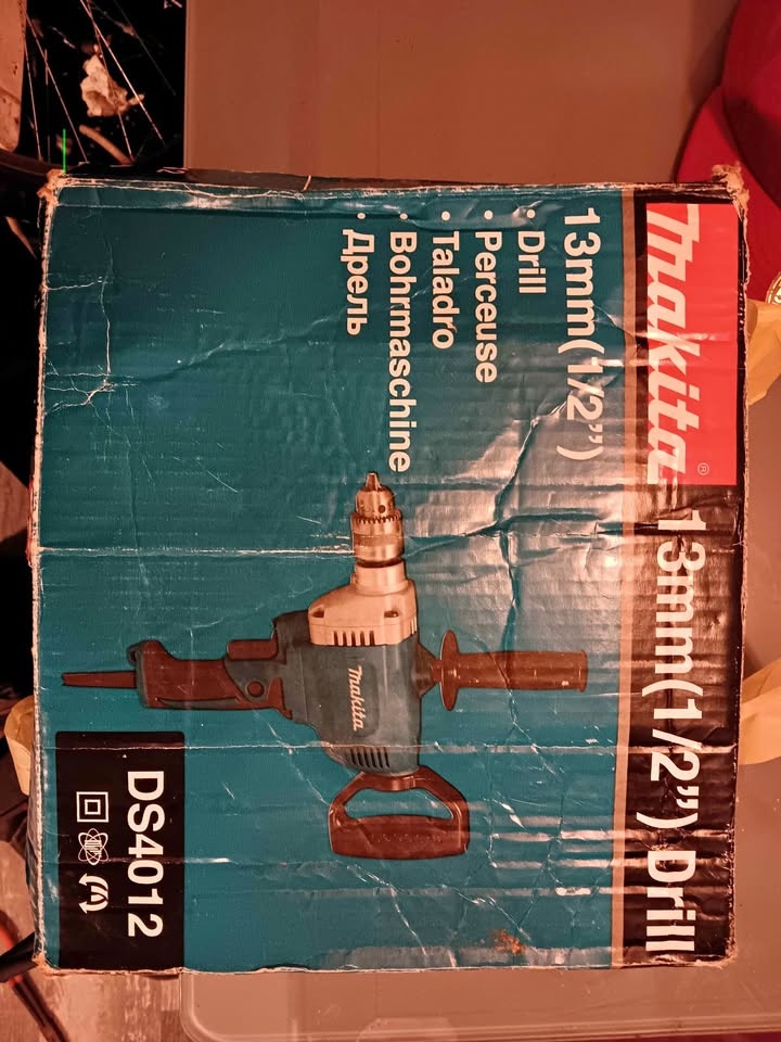 makita 13mm(1/2") Drill
