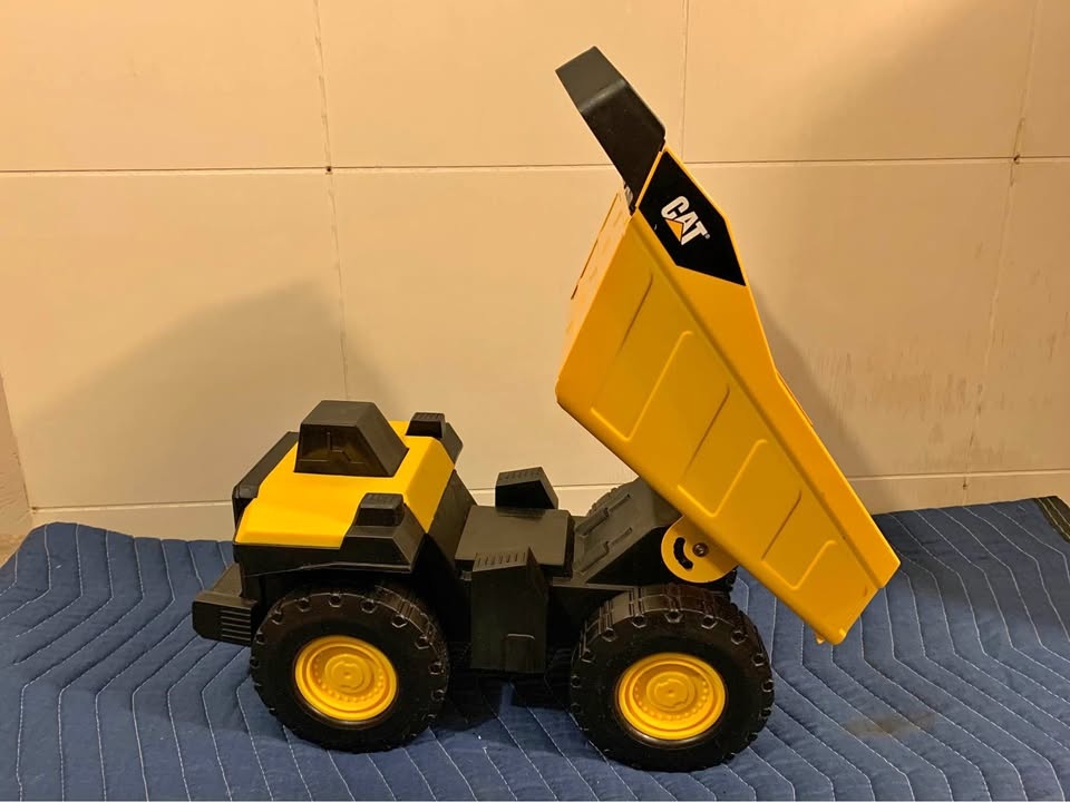 Free CAT Construction/Dump Truck Toy in Like New Condition!