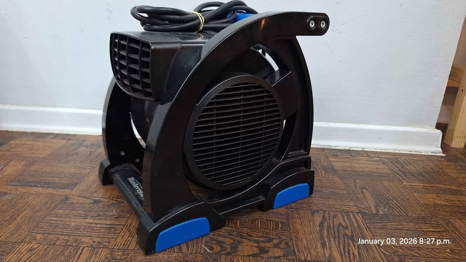 Heavy-Duty Air Mover / Floor Dryer Fan – Works Great - photo 2