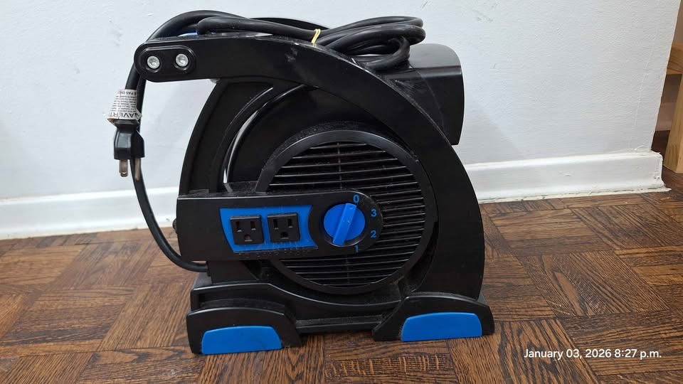 Heavy-Duty Air Mover / Floor Dryer Fan – Works Great - photo 3