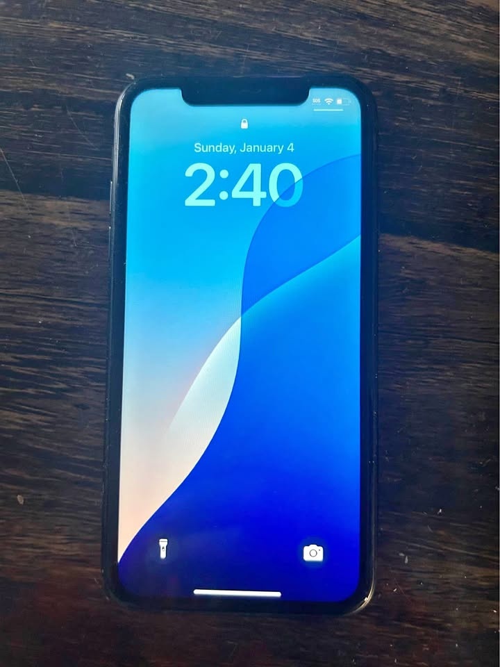 Phone XR 64 GB