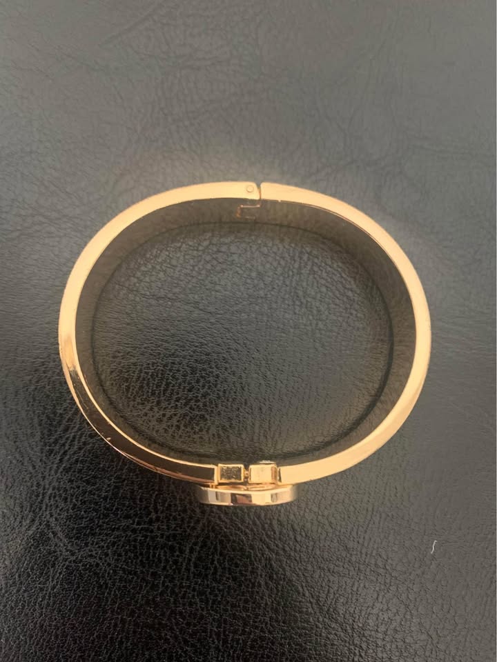Michael Kors Buckle Bangle - photo 3