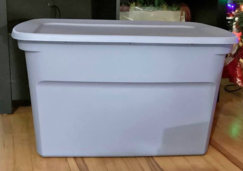 Big Light Blue Tub