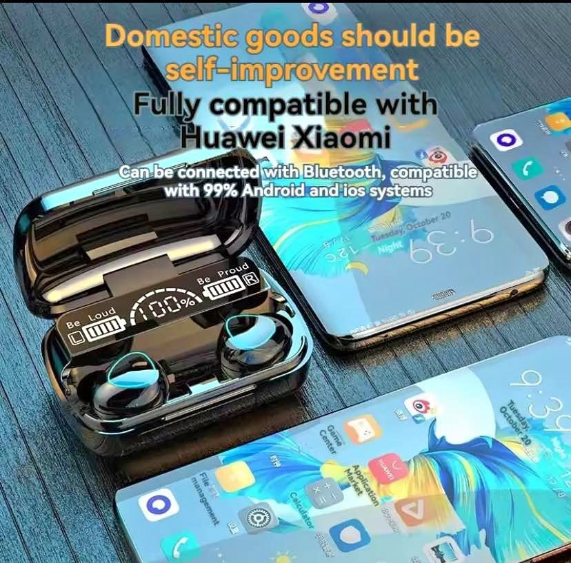 Gaming headphones built in battery bank