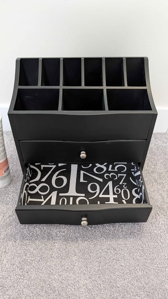 black wooden desk or makeup organizer - photo 2