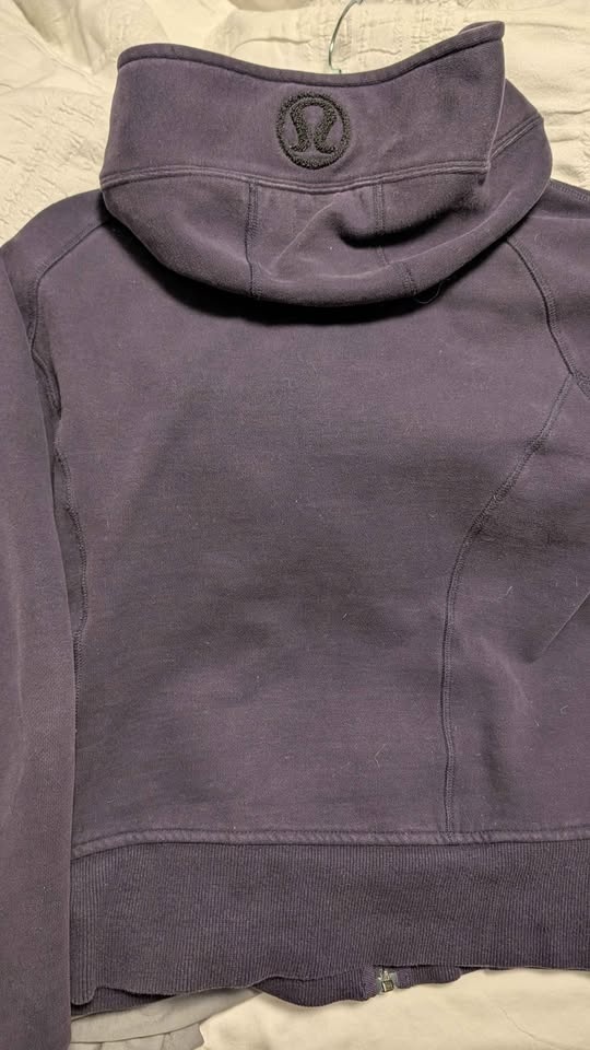 Purple Fitted Scuba Lululemon Hoodie size 8 - photo 2