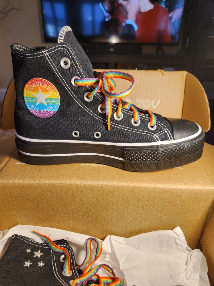 CONVERSE One Of A Kind! Women's 6.5 Men's 4.5 - photo 4