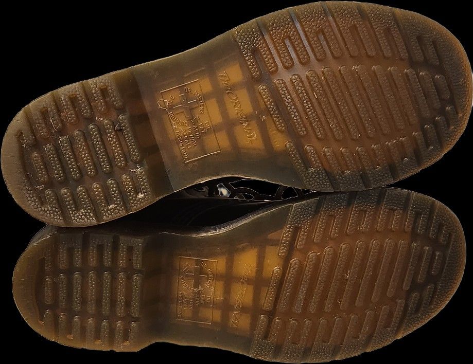 Dr. Martens Women's 1460 Vonda II - photo 2
