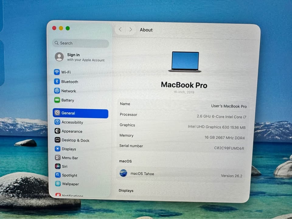 MacBook Pro 2019 16” i7 16GB 512GB w/ Touch Bar - photo 3