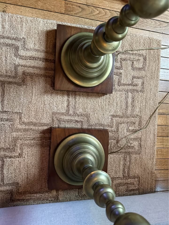 Pair of Rare Tall Brass Floor Lamps - photo 5