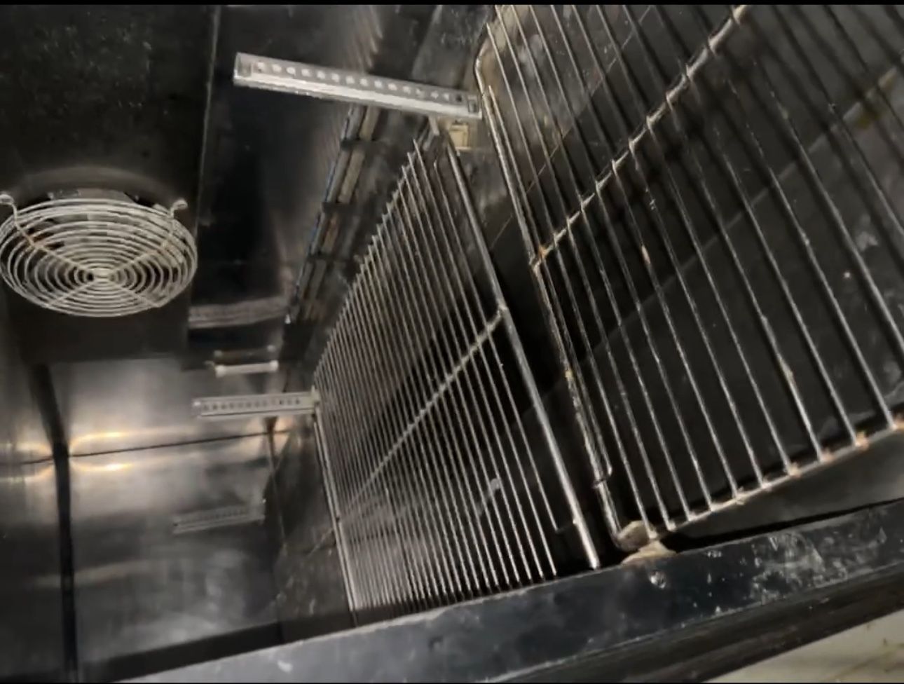 Turbo Air Under counter Refrigerator - photo 3