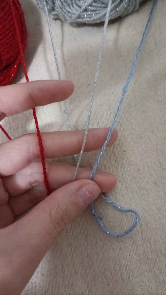 ‼️NEED GONE ASAP‼️Yarn Lot - $3 - photo 2