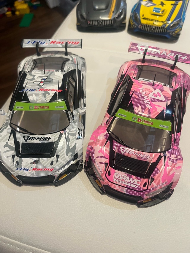 MINT condition Mini-z bodies - photo 4