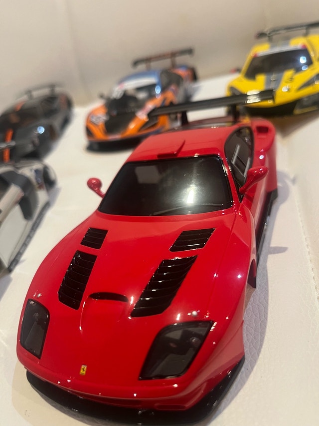 MINT condition Mini-z bodies - photo 5