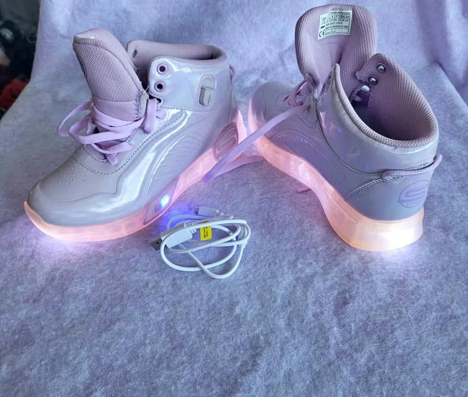Sketchers Remix girls size 5 (no box) thumbnail