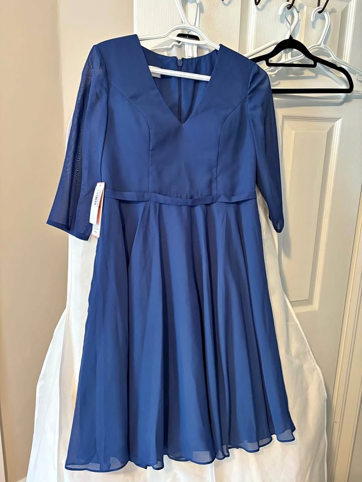 Navy special occasion dress BNWT