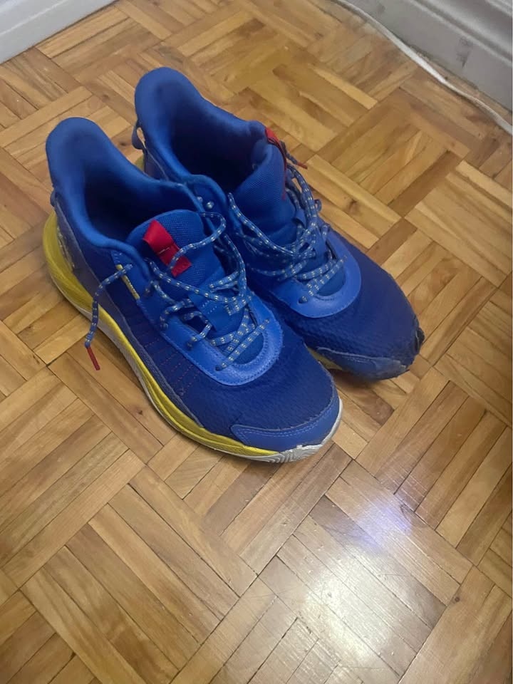 Outdoor curry’s (10$)